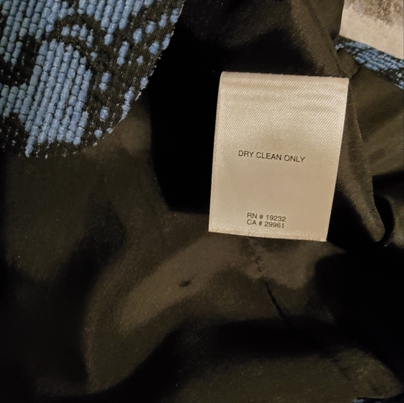 Alfred Dunner Blue/Black Floral Brocade Long Sleeve Blazer/Jacket Size 16 - Picture 9 of 10